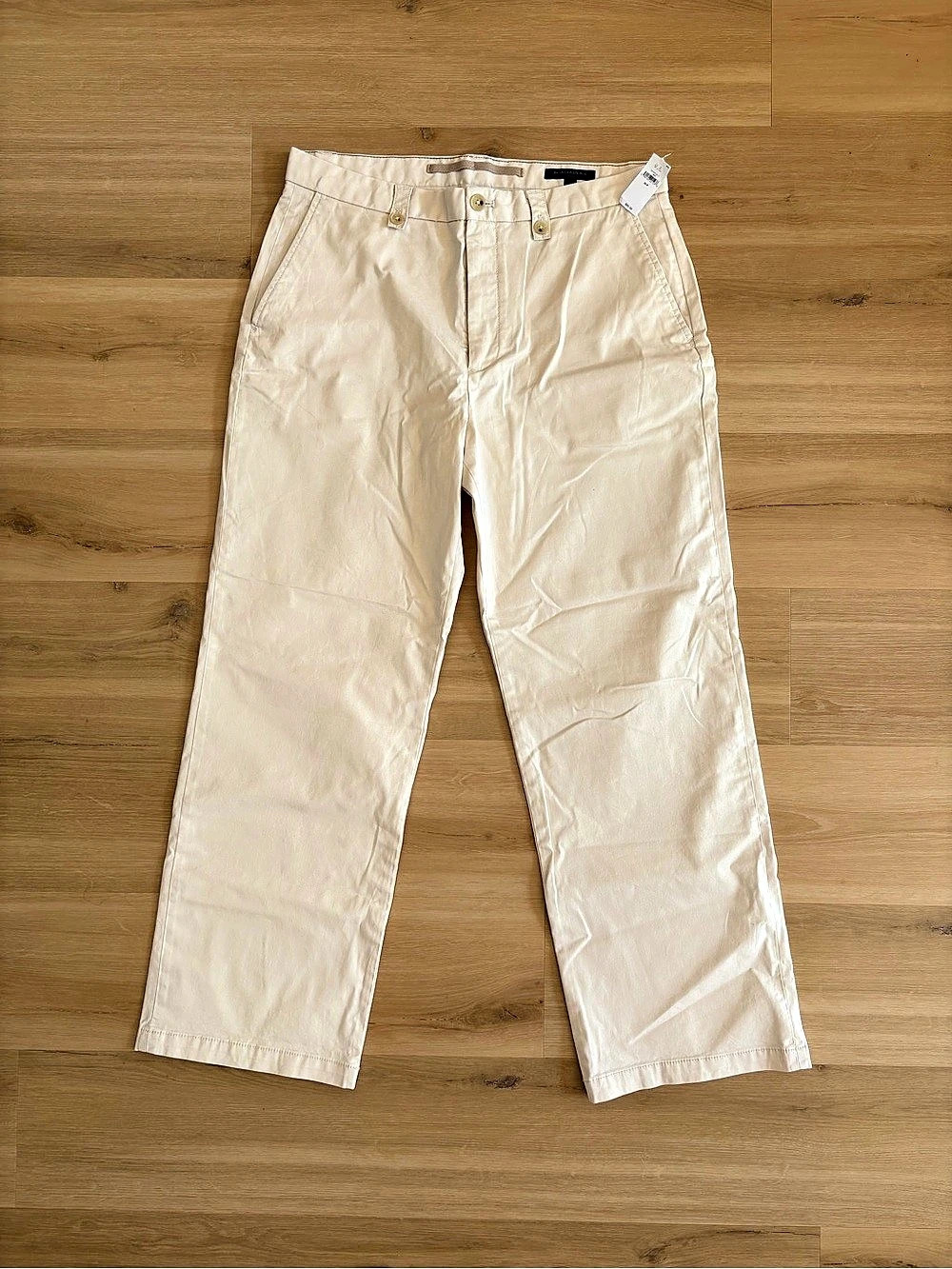 Banana Republic Straight Leg Pants in Cream Size 34R NWT